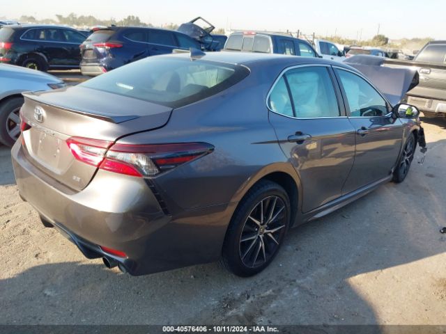 Photo 3 VIN: 4T1G11AK3NU620385 - TOYOTA CAMRY 