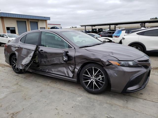 Photo 3 VIN: 4T1G11AK3NU625828 - TOYOTA CAMRY SE 