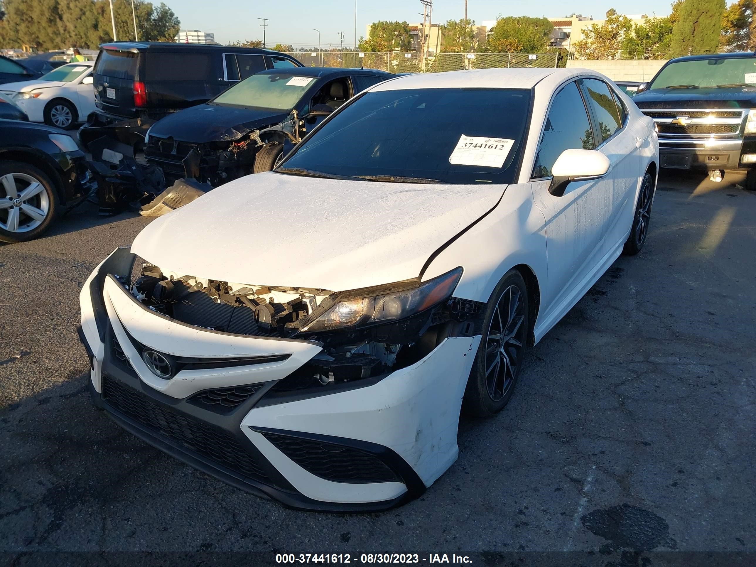 Photo 1 VIN: 4T1G11AK3NU630155 - TOYOTA CAMRY 