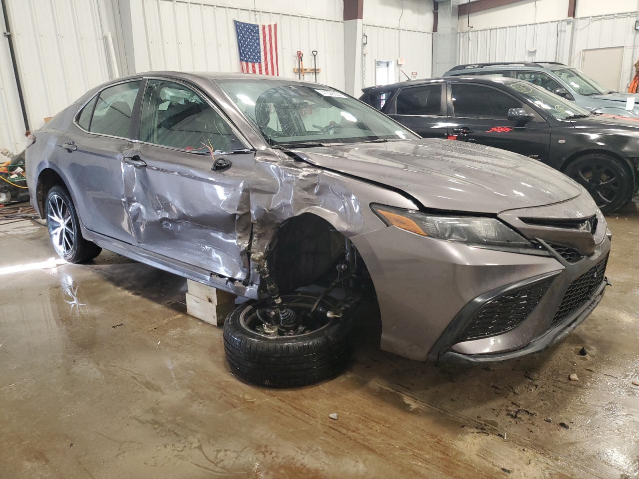 Photo 3 VIN: 4T1G11AK3NU674673 - TOYOTA CAMRY 