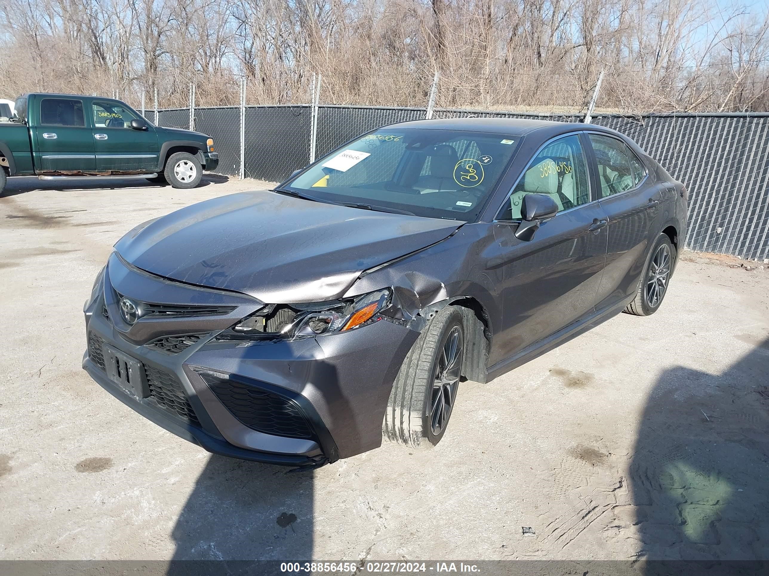 Photo 1 VIN: 4T1G11AK3NU693871 - TOYOTA CAMRY 