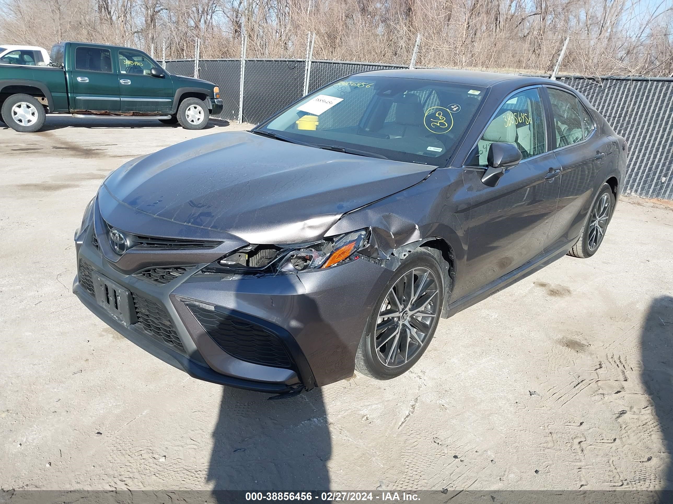 Photo 5 VIN: 4T1G11AK3NU693871 - TOYOTA CAMRY 