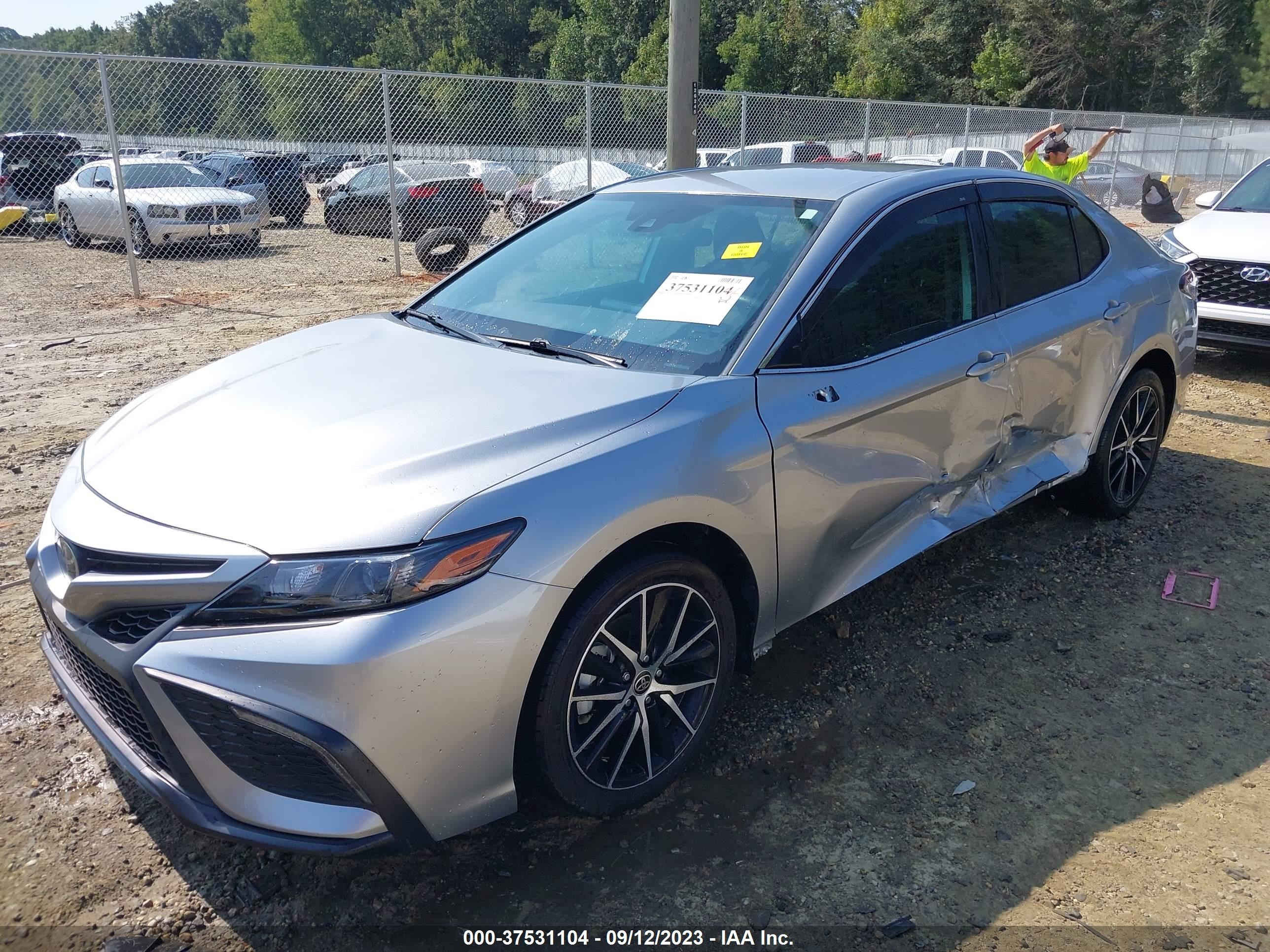 Photo 1 VIN: 4T1G11AK3NU713858 - TOYOTA CAMRY 