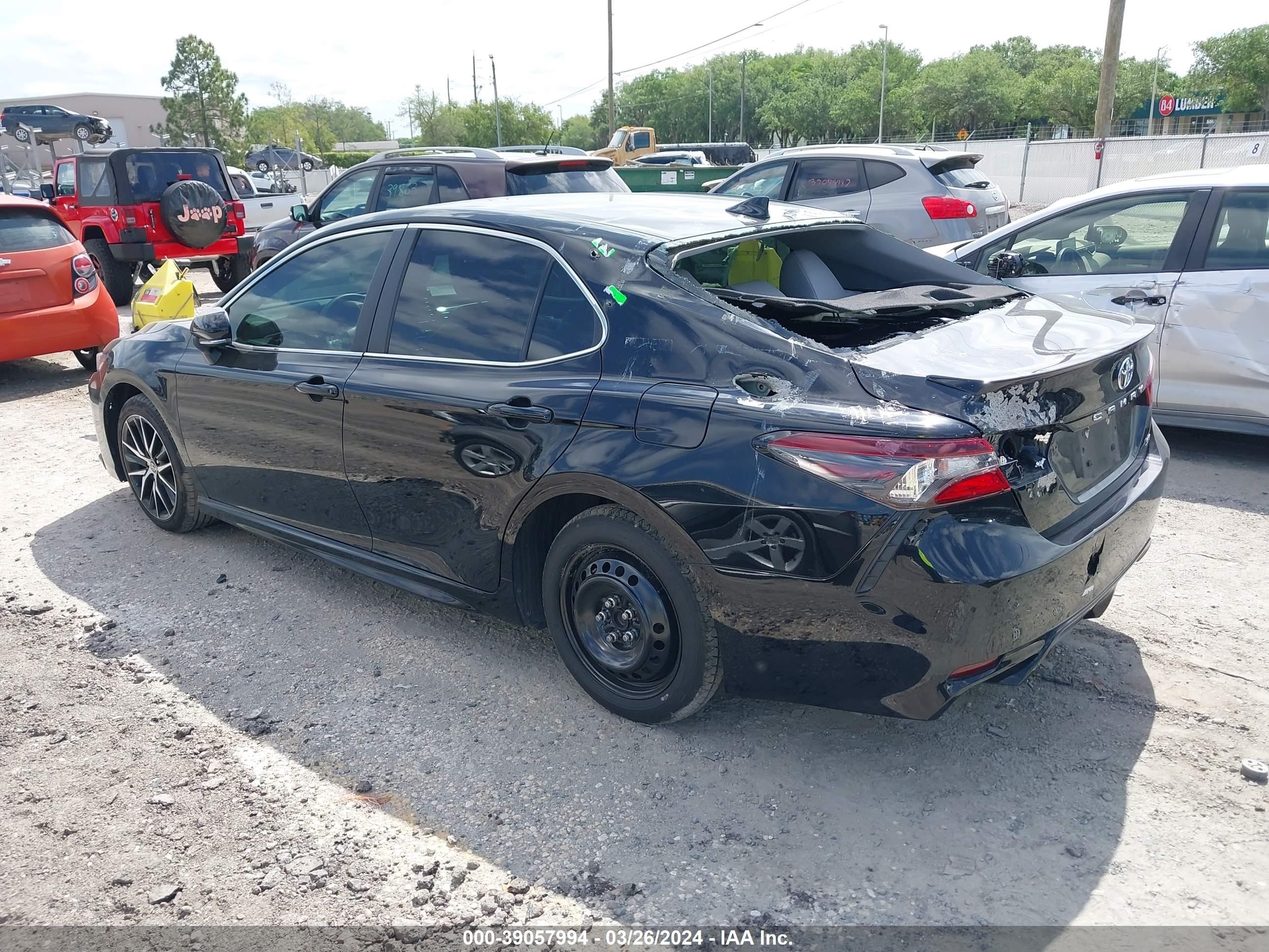 Photo 2 VIN: 4T1G11AK3PU095640 - TOYOTA CAMRY 