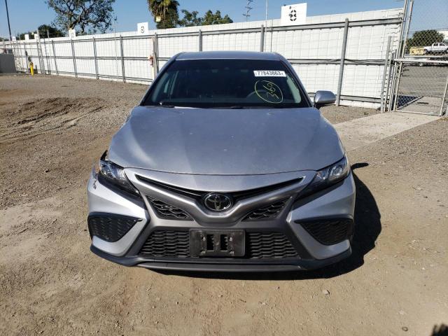 Photo 4 VIN: 4T1G11AK3PU098649 - TOYOTA CAMRY 