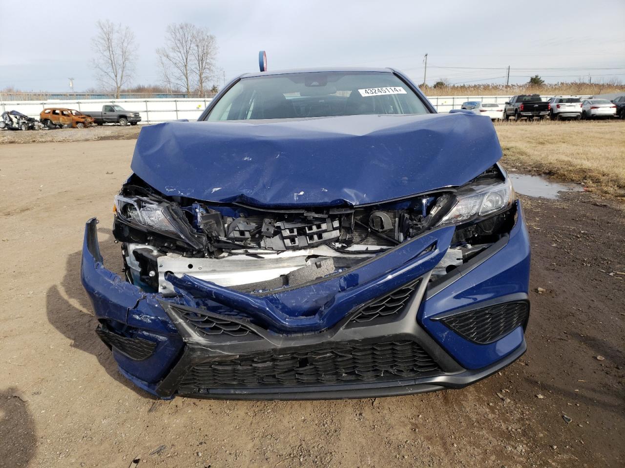 Photo 4 VIN: 4T1G11AK3PU167291 - TOYOTA CAMRY 