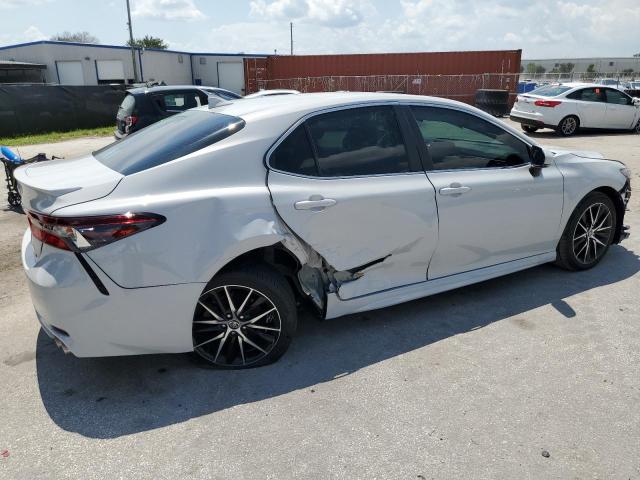 Photo 2 VIN: 4T1G11AK3PU186357 - TOYOTA CAMRY SE N 