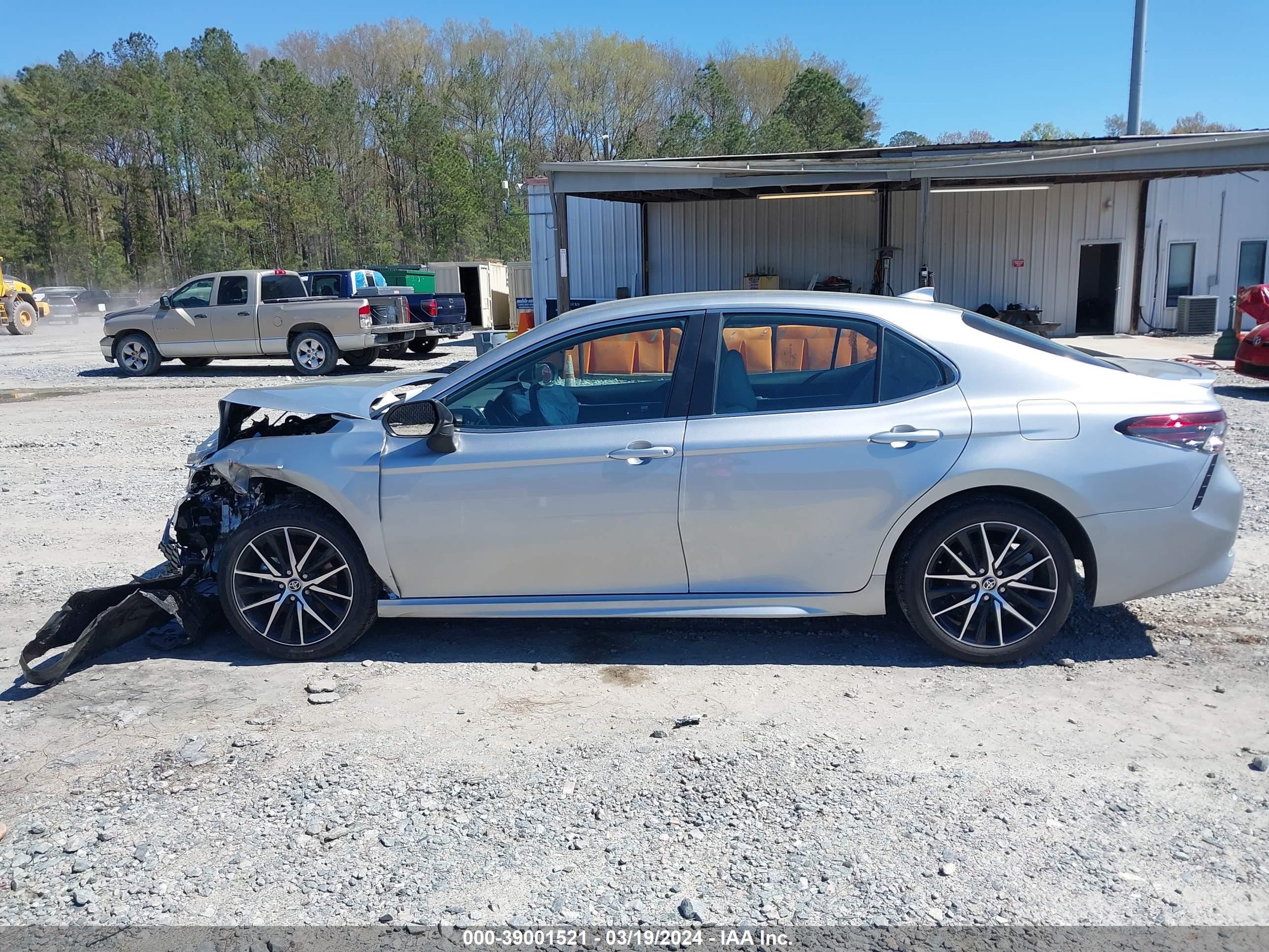 Photo 14 VIN: 4T1G11AK3PU793746 - TOYOTA CAMRY 