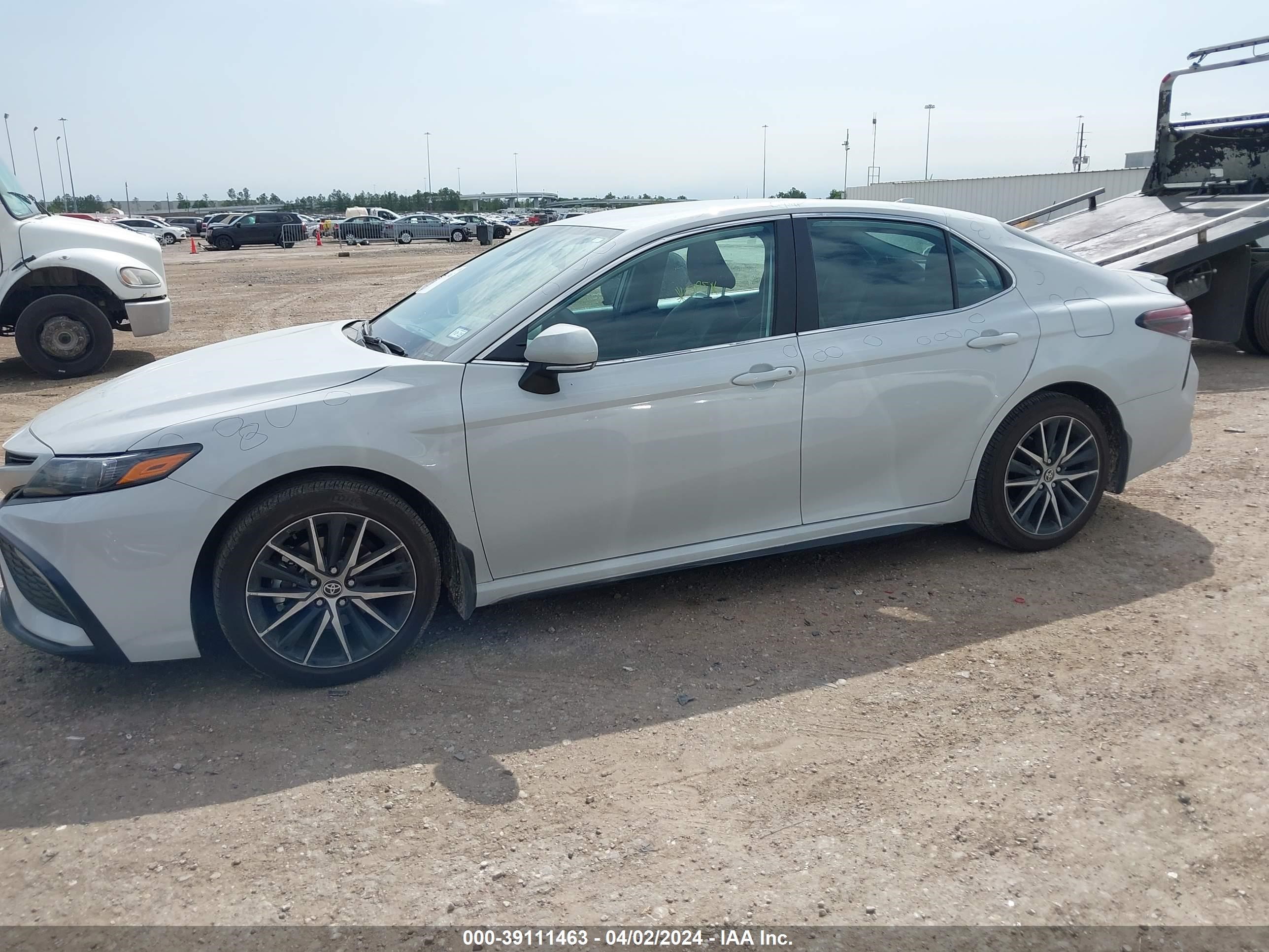 Photo 13 VIN: 4T1G11AK3RU206996 - TOYOTA CAMRY 