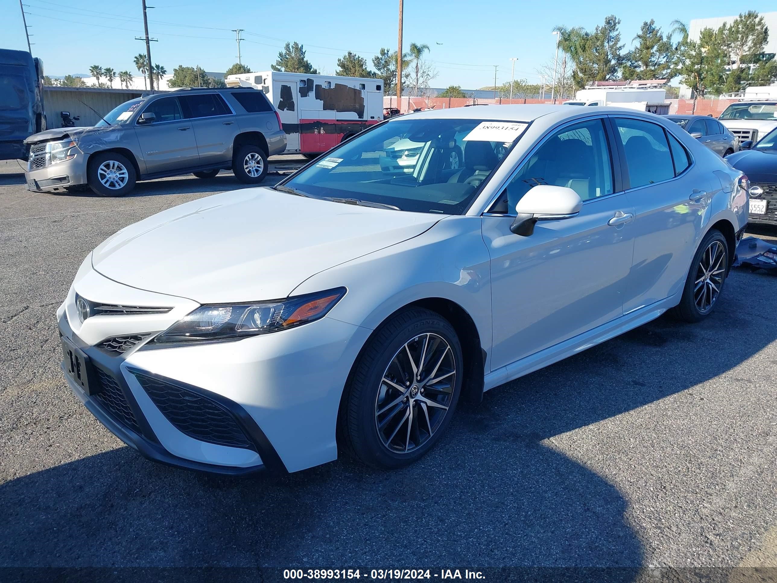 Photo 1 VIN: 4T1G11AK3RU227895 - TOYOTA CAMRY 