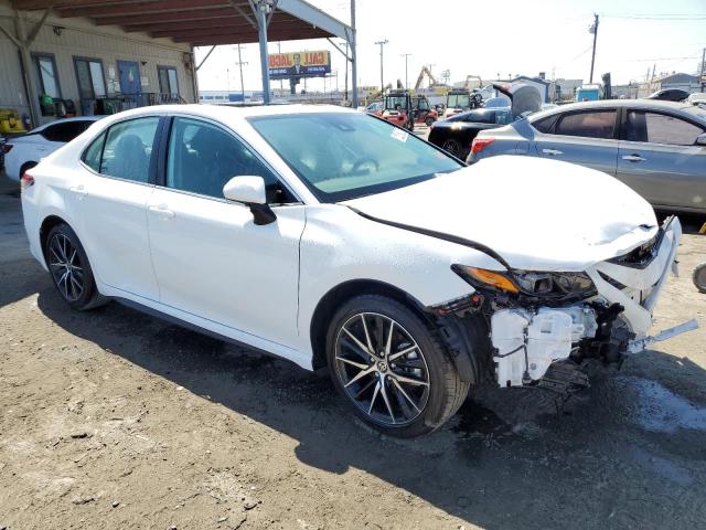 Photo 3 VIN: 4T1G11AK3RU230618 - TOYOTA CAMRY SE N 