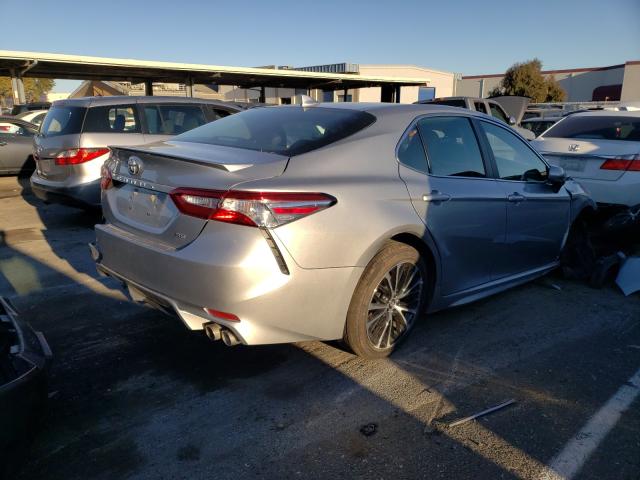 Photo 3 VIN: 4T1G11AK4LU330296 - TOYOTA CAMRY SE 