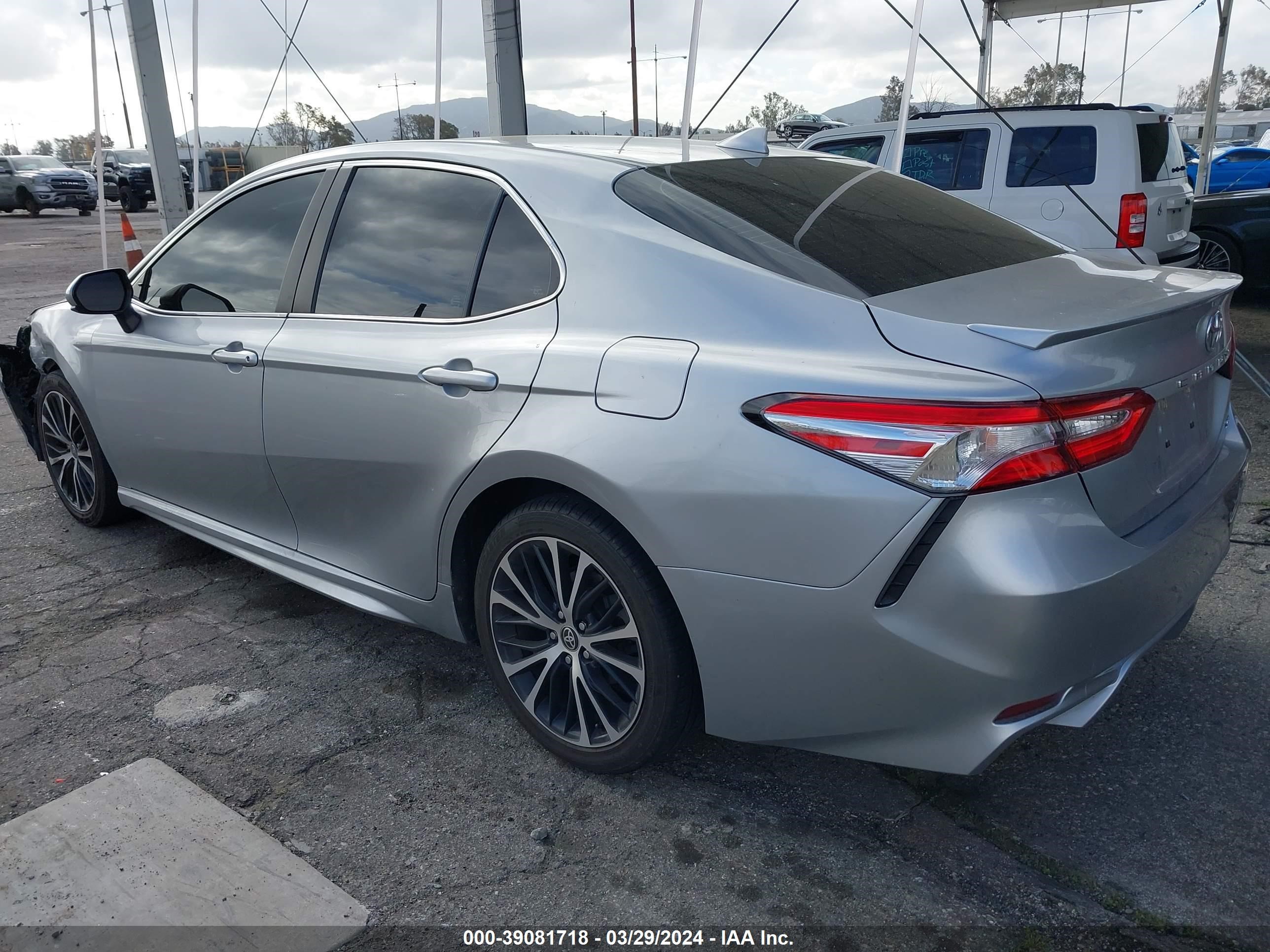 Photo 13 VIN: 4T1G11AK4LU363217 - TOYOTA CAMRY 