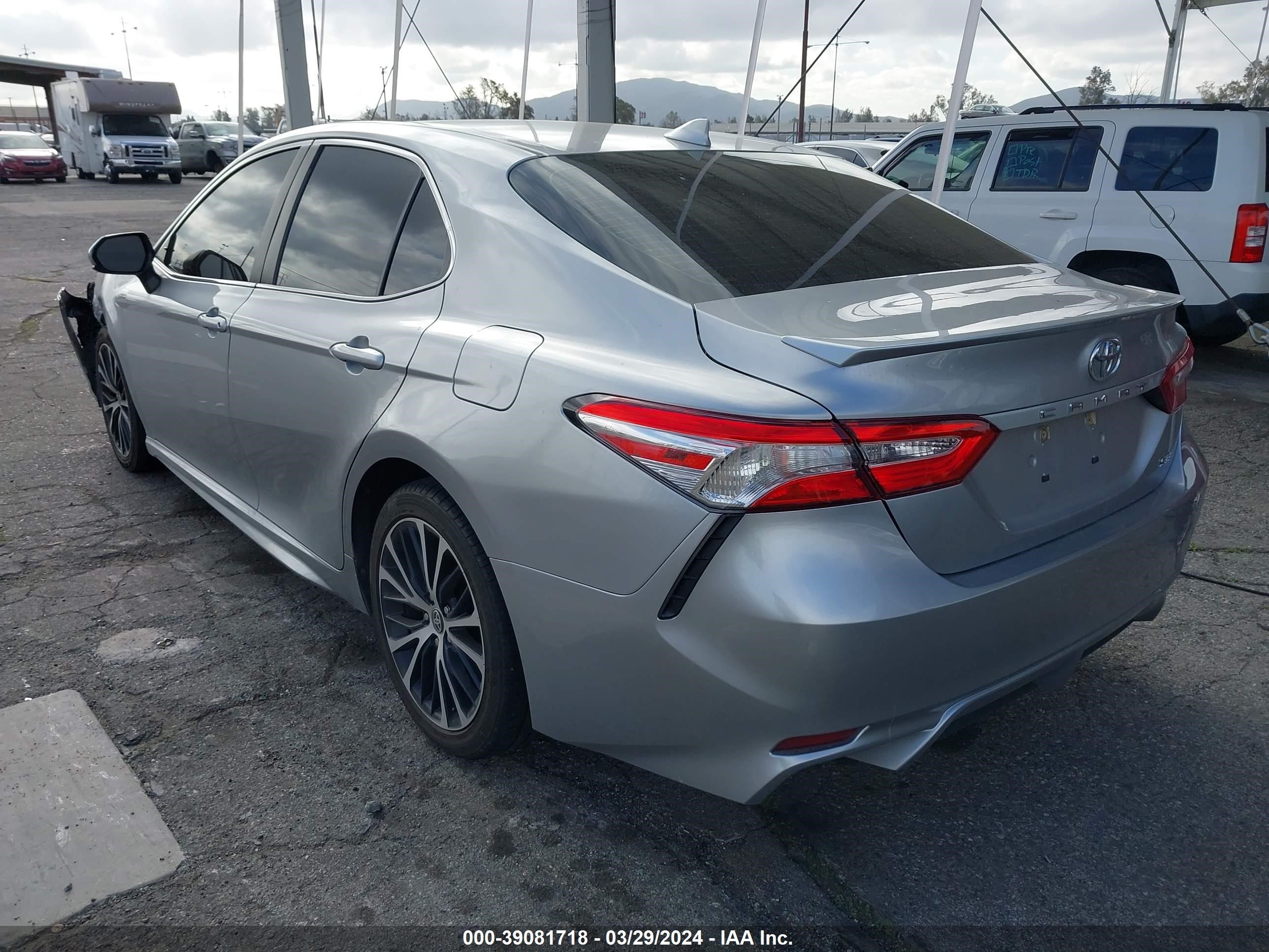 Photo 2 VIN: 4T1G11AK4LU363217 - TOYOTA CAMRY 