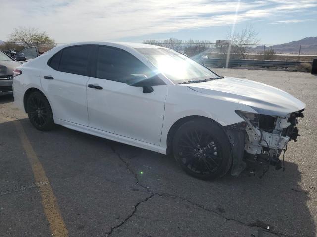 Photo 3 VIN: 4T1G11AK4LU386111 - TOYOTA CAMRY SE 