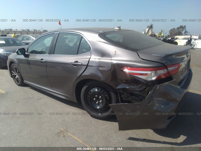 Photo 2 VIN: 4T1G11AK4LU392135 - TOYOTA CAMRY 