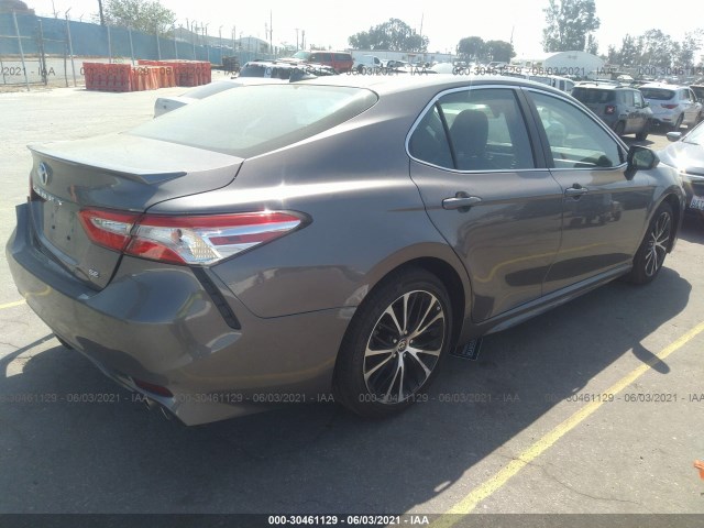 Photo 3 VIN: 4T1G11AK4LU392135 - TOYOTA CAMRY 