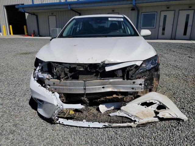 Photo 4 VIN: 4T1G11AK4LU906579 - TOYOTA CAMRY SE 