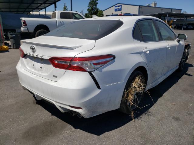 Photo 3 VIN: 4T1G11AK4LU964031 - TOYOTA CAMRY SE 