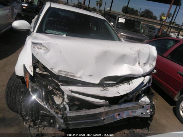 Photo 5 VIN: 4T1G11AK4LU970640 - TOYOTA CAMRY 