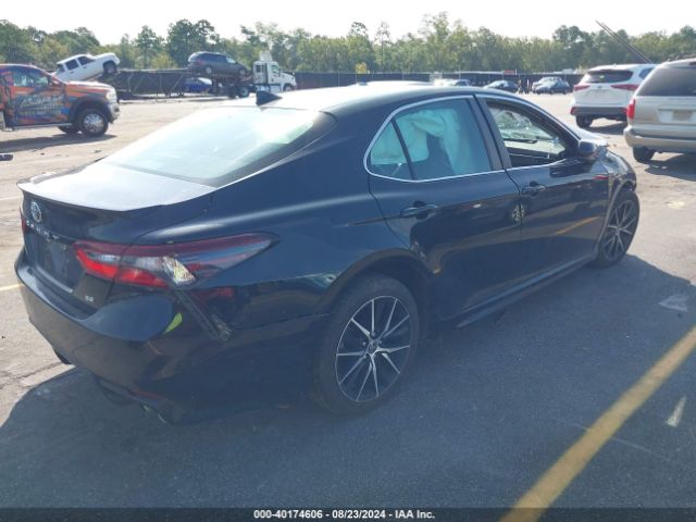 Photo 3 VIN: 4T1G11AK4MU477381 - TOYOTA CAMRY 