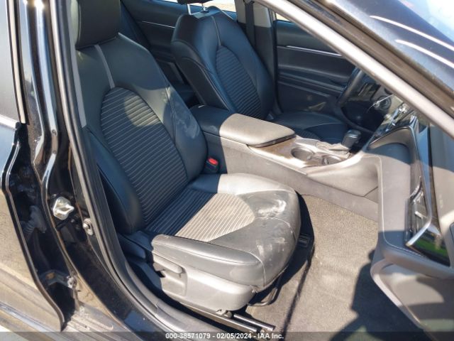 Photo 4 VIN: 4T1G11AK4MU516731 - TOYOTA CAMRY 