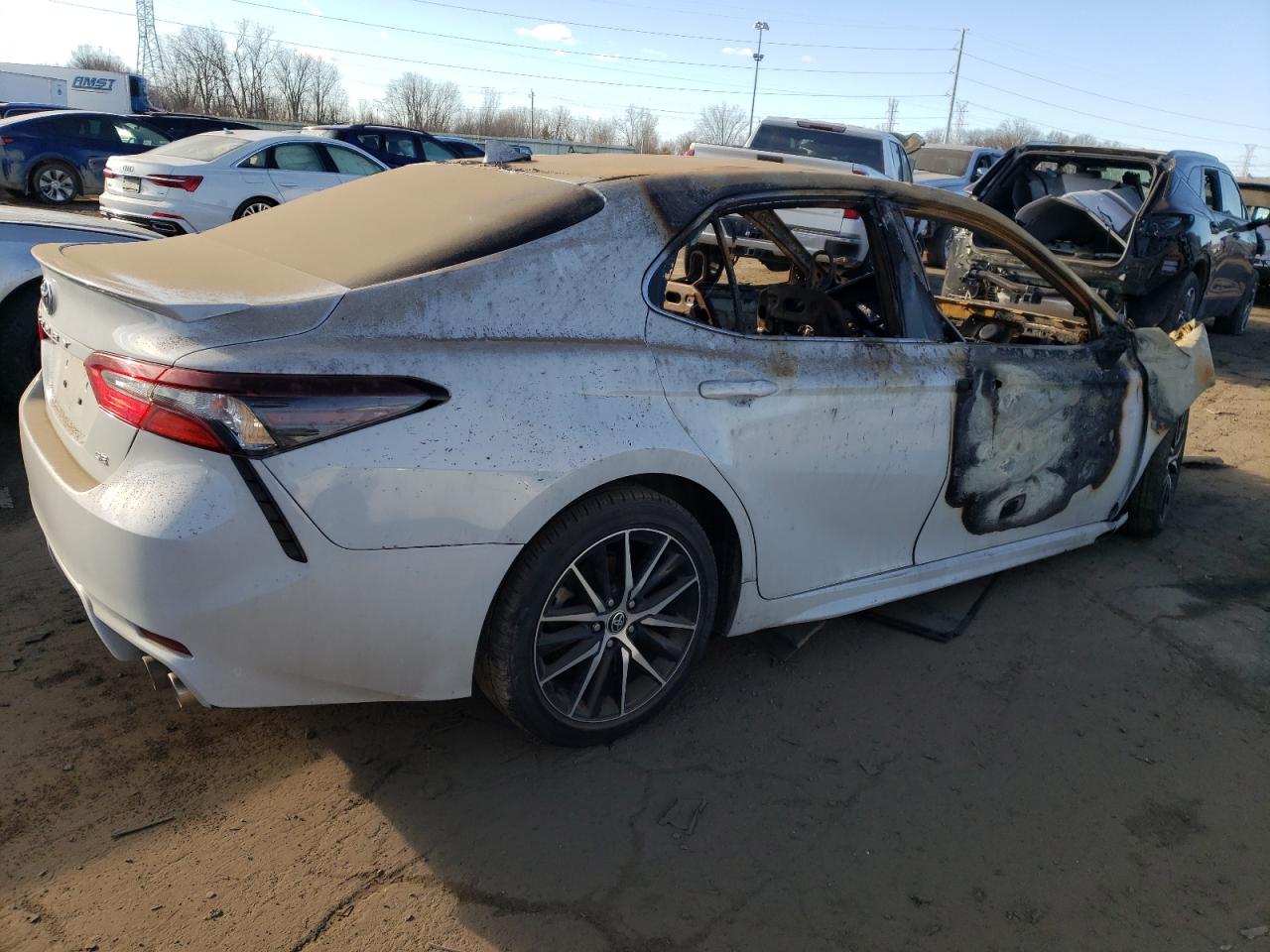 Photo 2 VIN: 4T1G11AK4NU005084 - TOYOTA CAMRY 