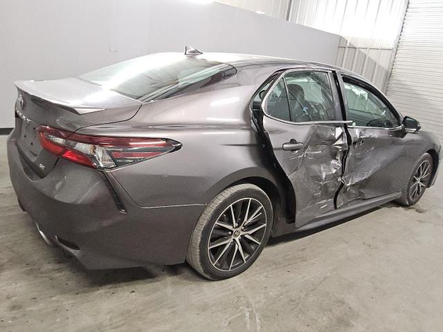 Photo 2 VIN: 4T1G11AK4NU631010 - TOYOTA CAMRY SE 