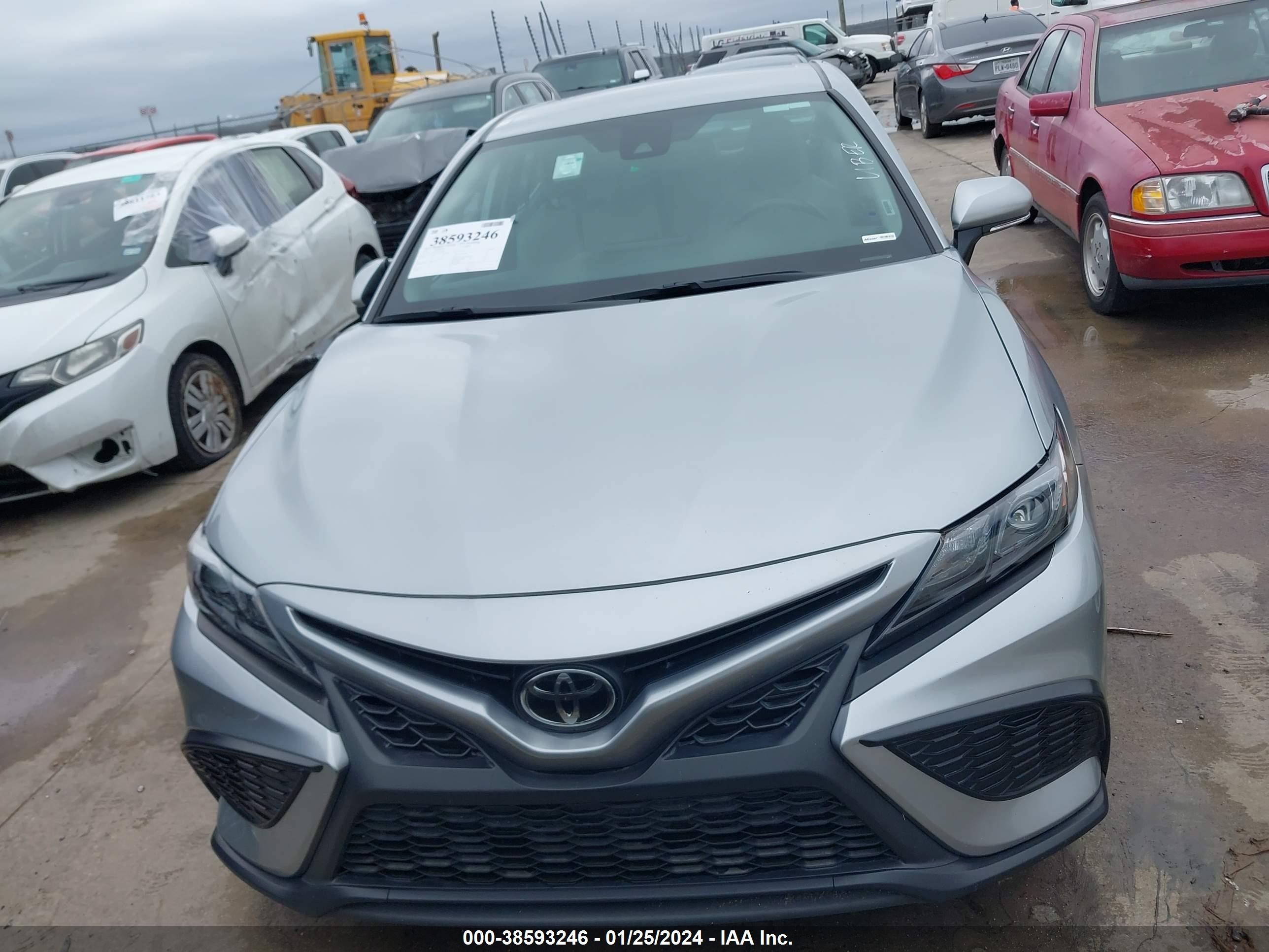 Photo 11 VIN: 4T1G11AK4NU662760 - TOYOTA CAMRY 