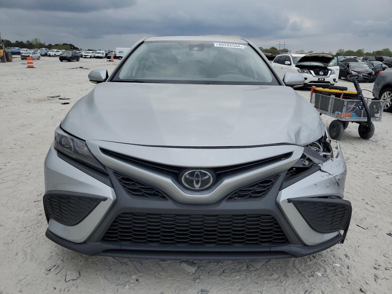 Photo 4 VIN: 4T1G11AK4NU678733 - TOYOTA CAMRY 