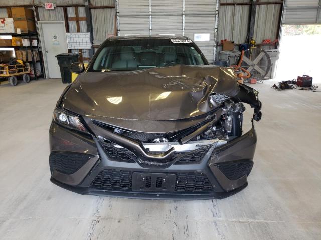 Photo 4 VIN: 4T1G11AK4NU680773 - TOYOTA CAMRY SE 