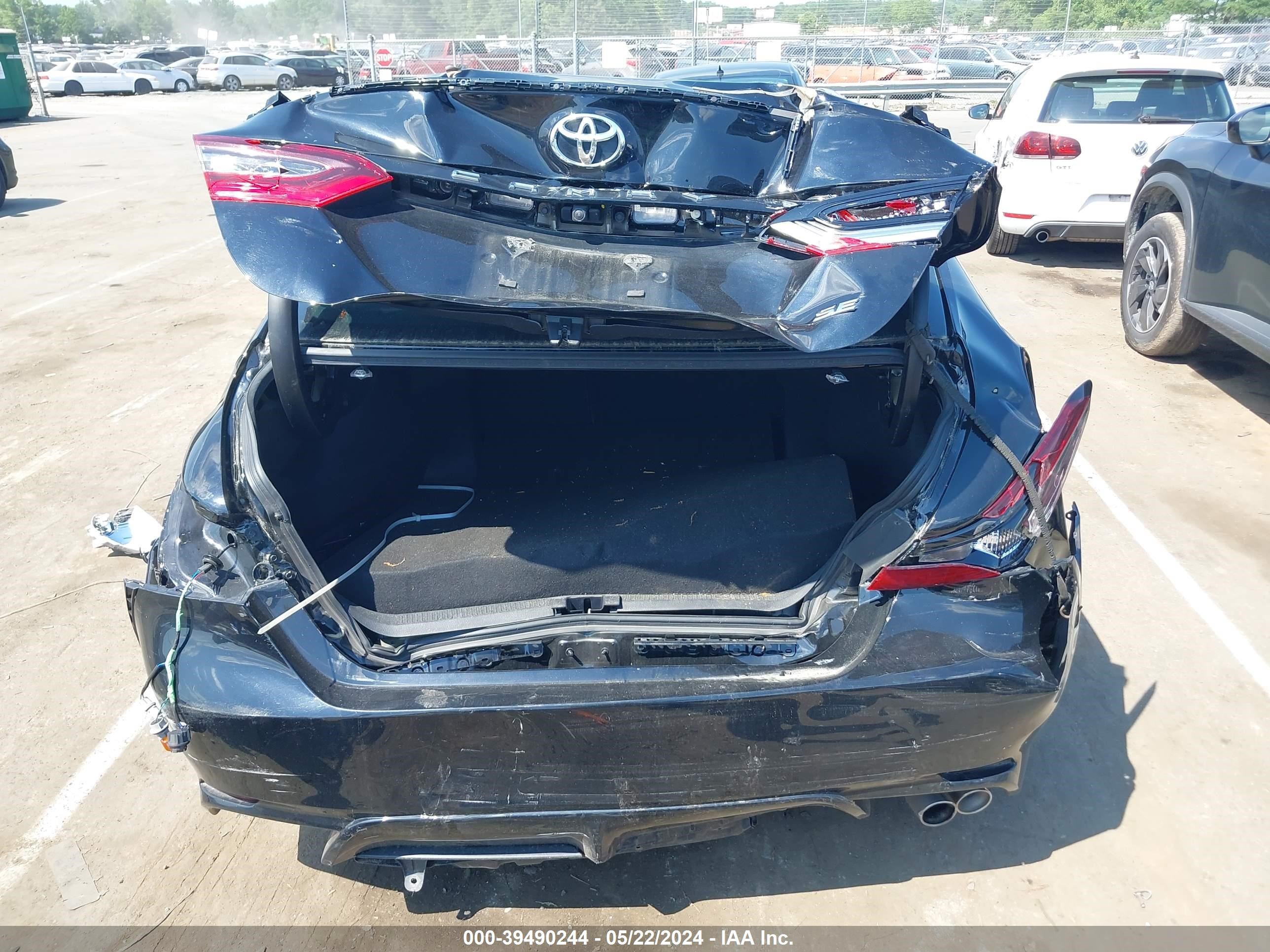 Photo 5 VIN: 4T1G11AK4NU688596 - TOYOTA CAMRY 