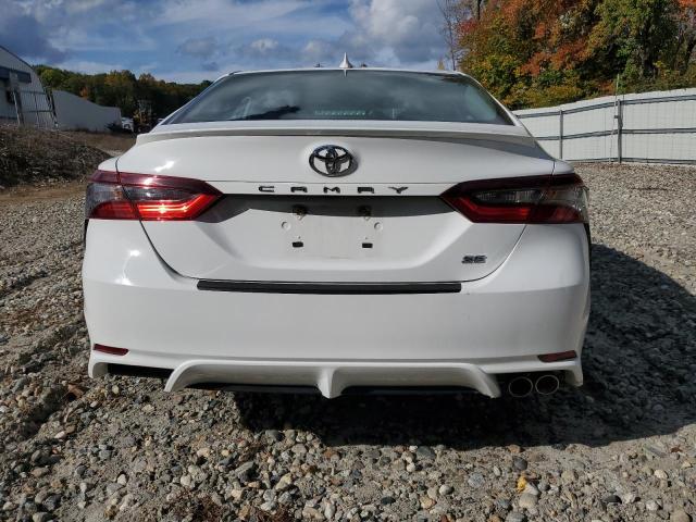 Photo 5 VIN: 4T1G11AK4NU708989 - TOYOTA CAMRY SE 