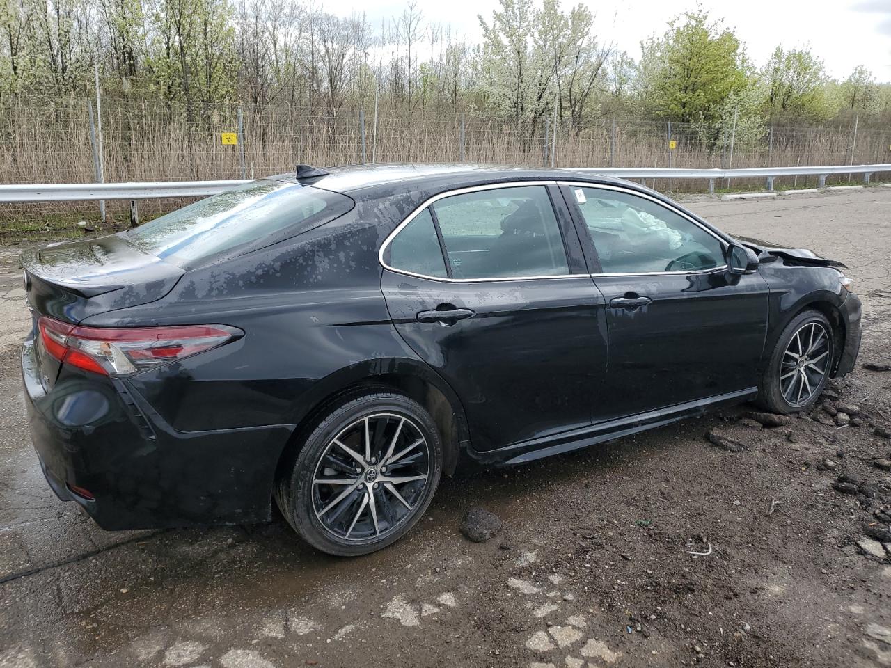 Photo 2 VIN: 4T1G11AK4PU160303 - TOYOTA CAMRY 