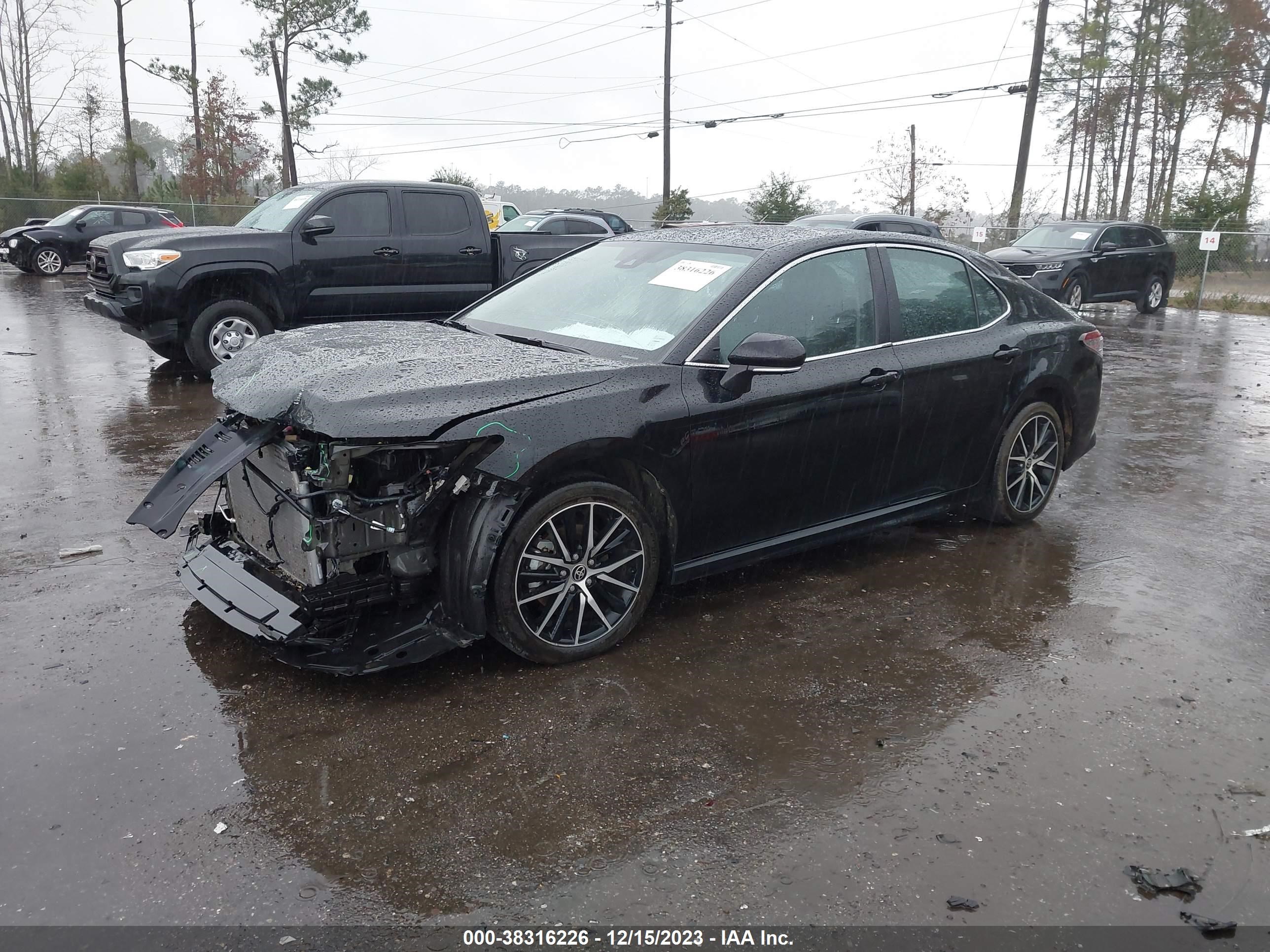 Photo 1 VIN: 4T1G11AK4PU728730 - TOYOTA CAMRY 