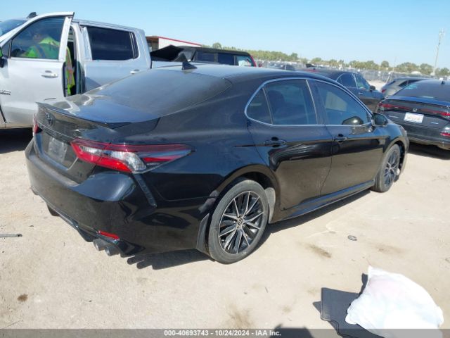 Photo 3 VIN: 4T1G11AK4PU815463 - TOYOTA CAMRY 