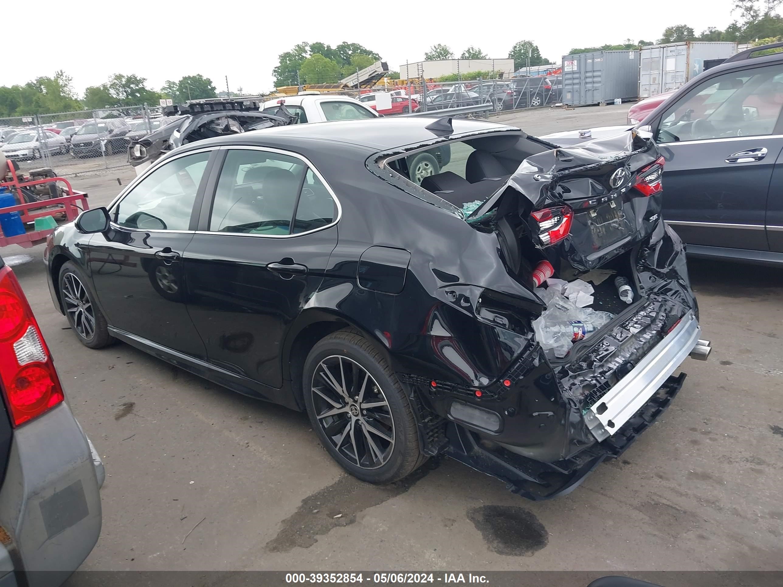 Photo 2 VIN: 4T1G11AK4RU907255 - TOYOTA CAMRY 