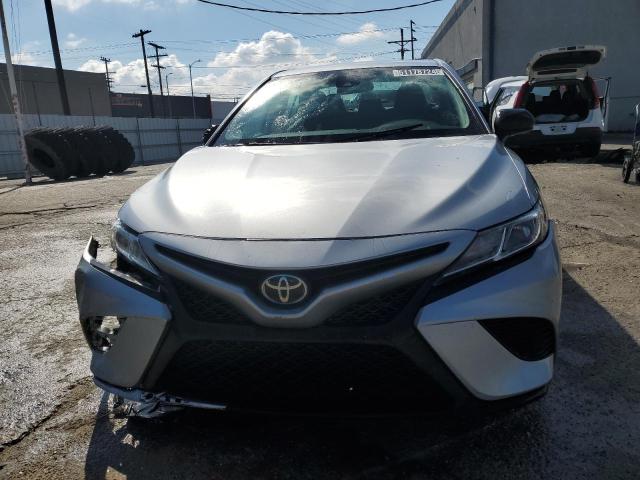 Photo 4 VIN: 4T1G11AK5LU301275 - TOYOTA CAMRY 