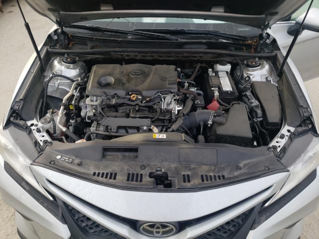 Photo 6 VIN: 4T1G11AK5LU322725 - TOYOTA CAMRY SE 