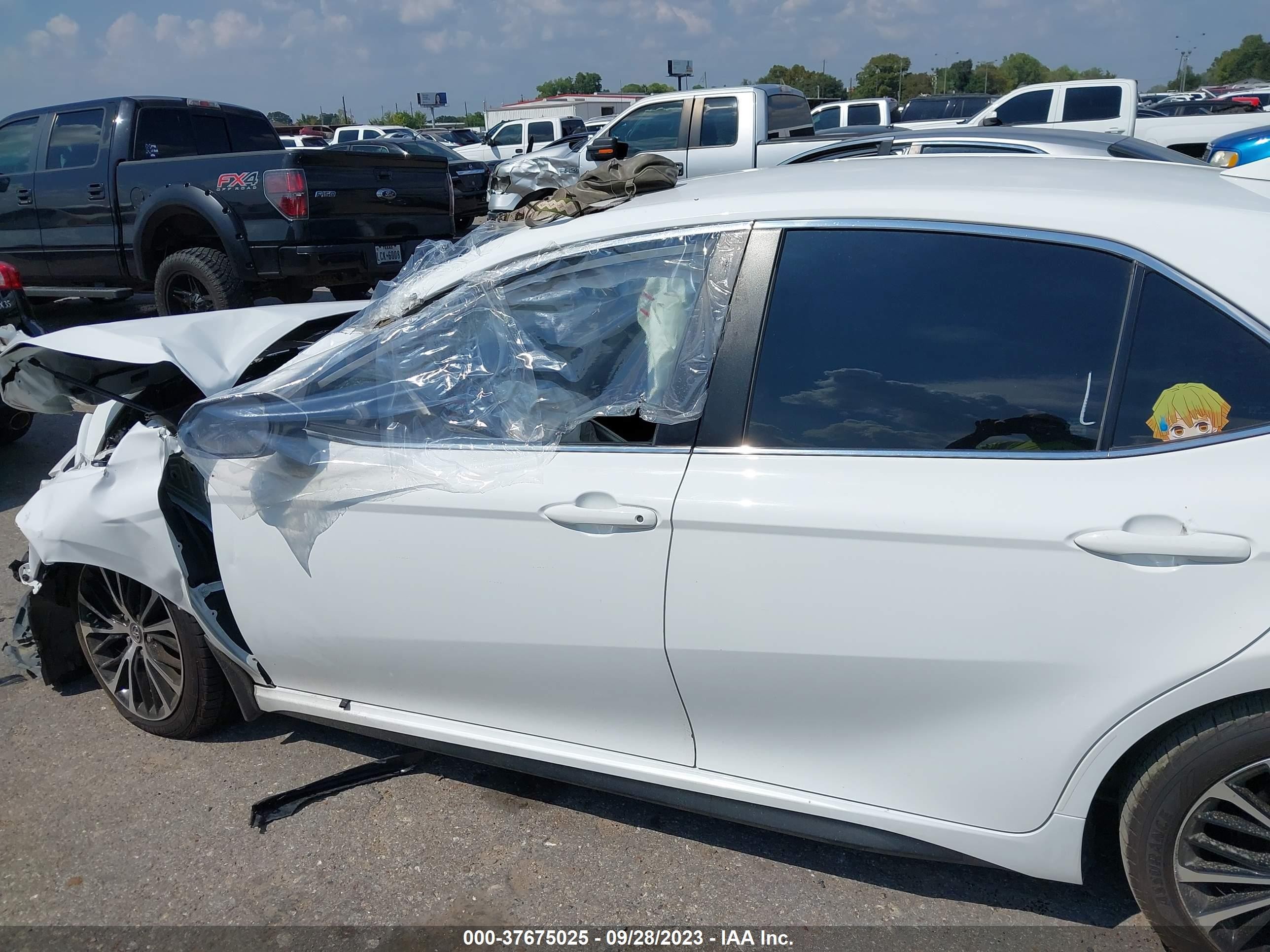 Photo 13 VIN: 4T1G11AK5LU331697 - TOYOTA CAMRY 