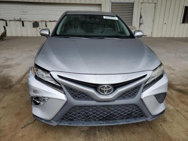 Photo 4 VIN: 4T1G11AK5LU335328 - TOYOTA CAMRY SE 