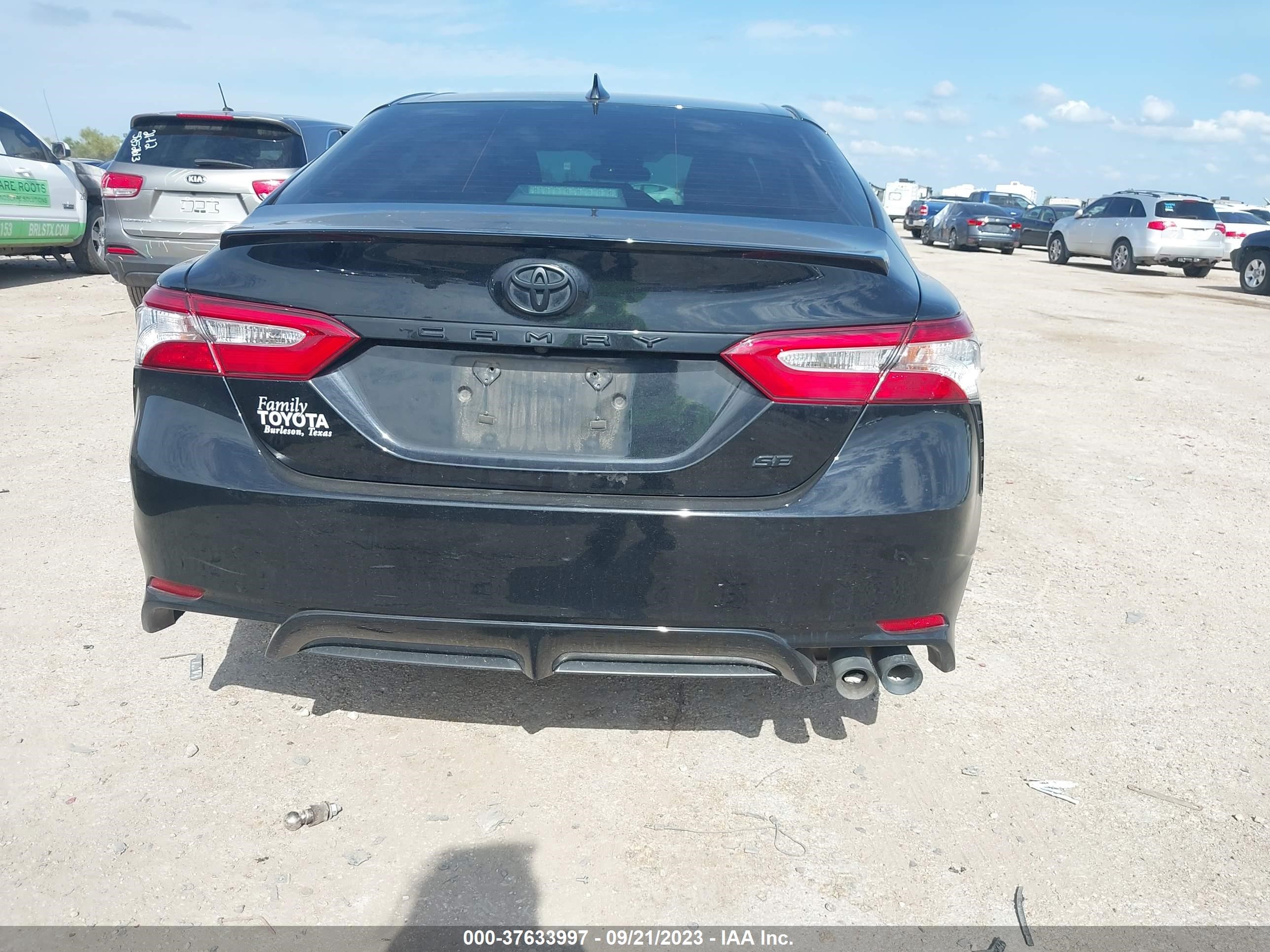 Photo 15 VIN: 4T1G11AK5LU339007 - TOYOTA CAMRY 