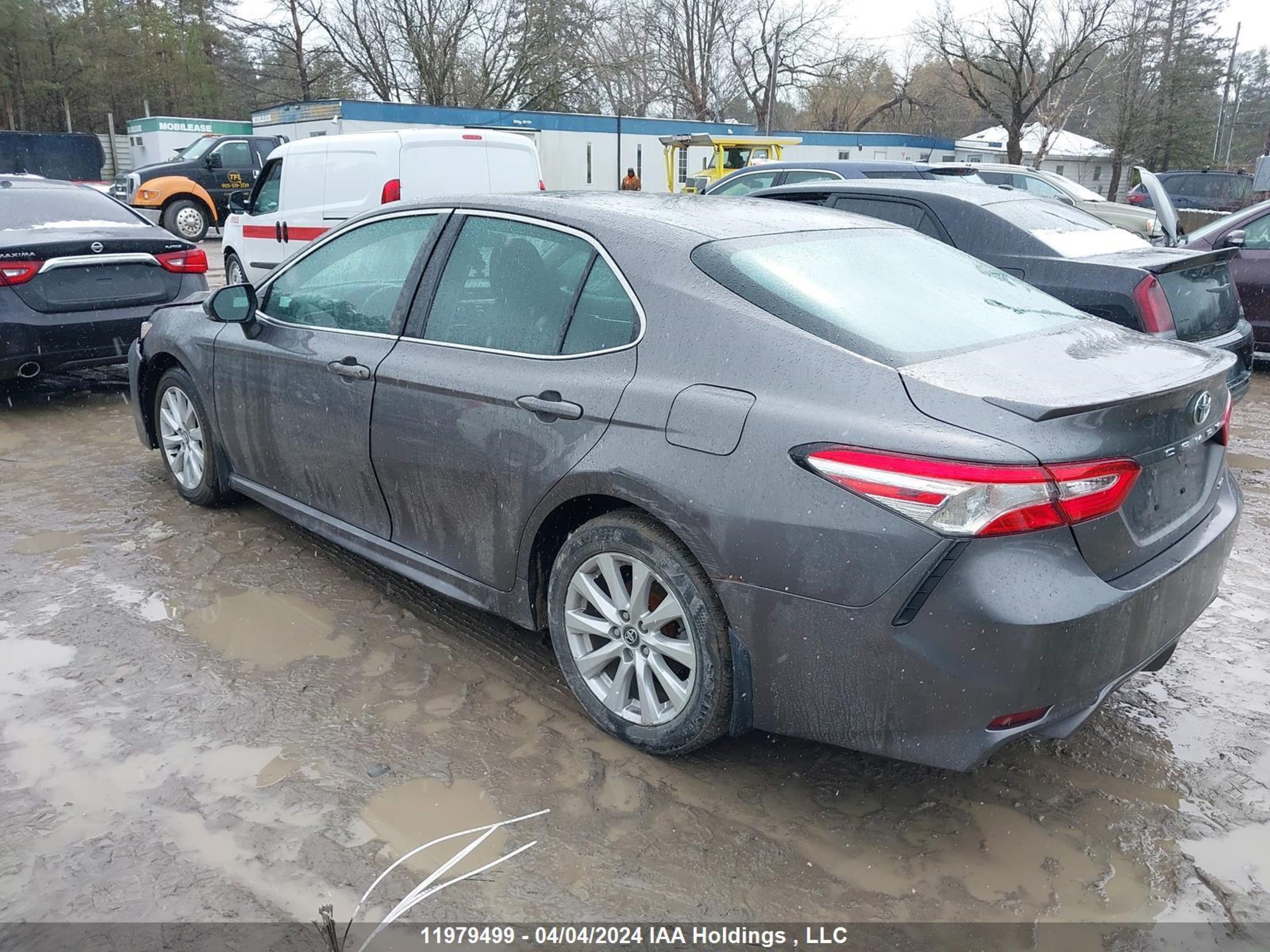 Photo 2 VIN: 4T1G11AK5LU857117 - TOYOTA CAMRY 