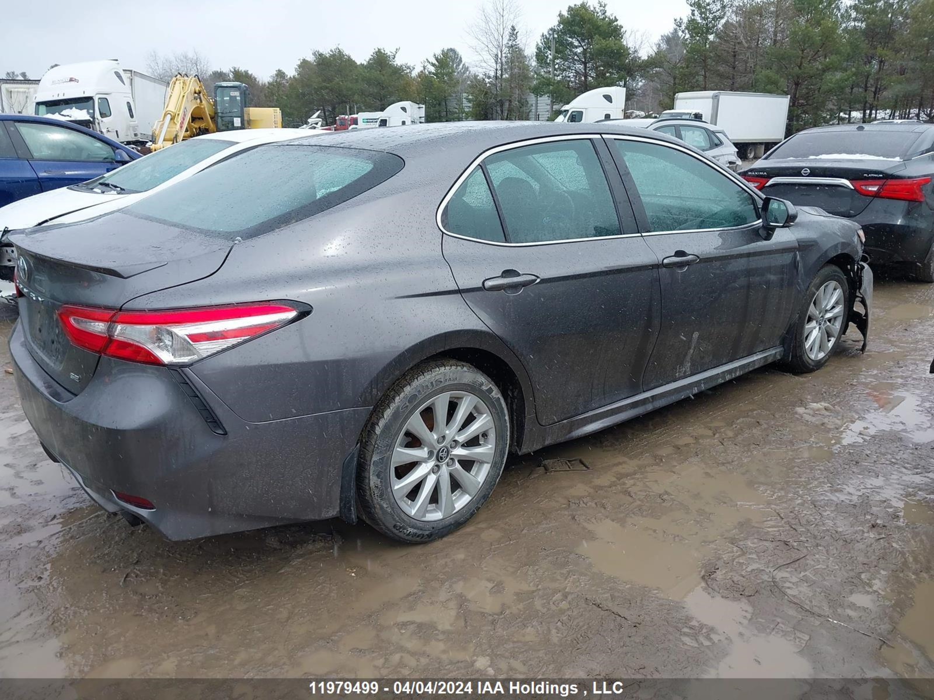 Photo 3 VIN: 4T1G11AK5LU857117 - TOYOTA CAMRY 