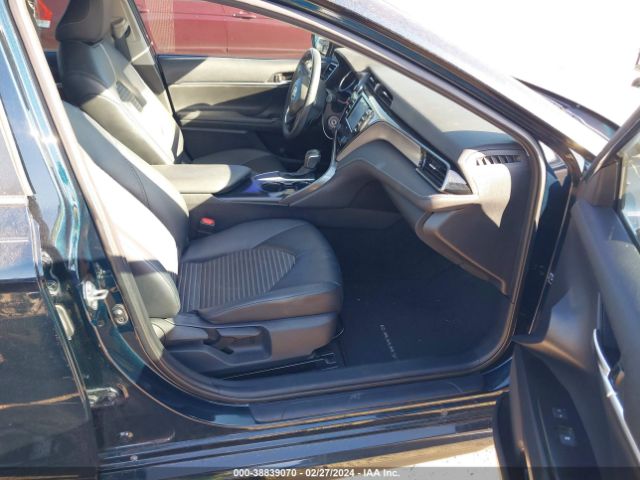 Photo 4 VIN: 4T1G11AK5LU955113 - TOYOTA CAMRY 