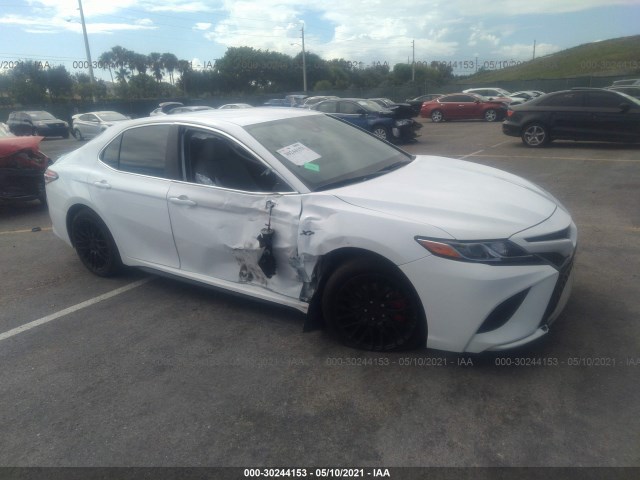 Photo 0 VIN: 4T1G11AK5LU988077 - TOYOTA CAMRY 