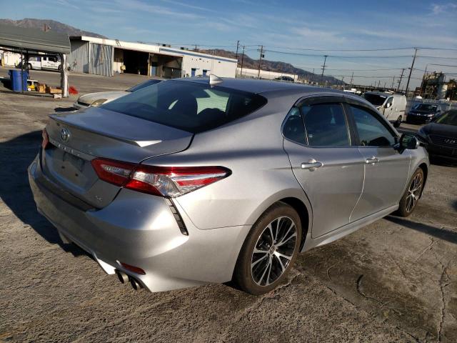 Photo 2 VIN: 4T1G11AK5LU988399 - TOYOTA CAMRY SE 