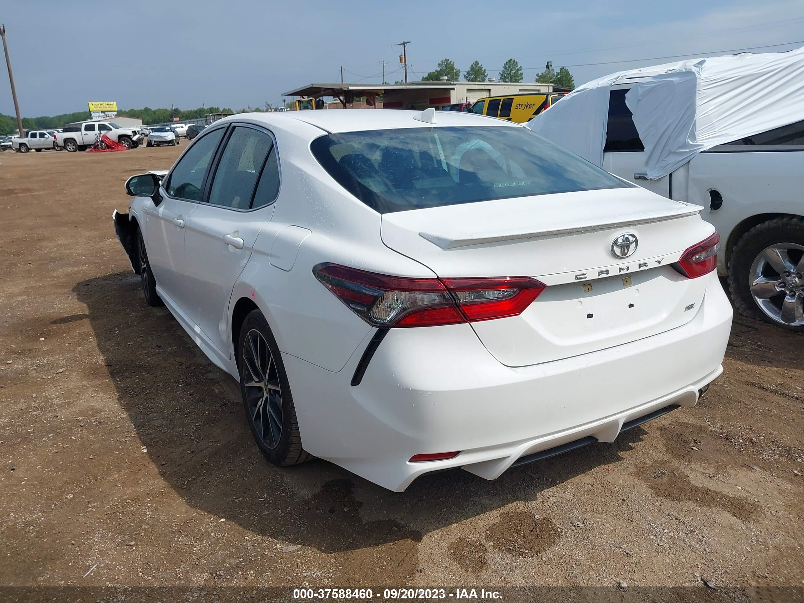 Photo 2 VIN: 4T1G11AK5MU468852 - TOYOTA CAMRY 