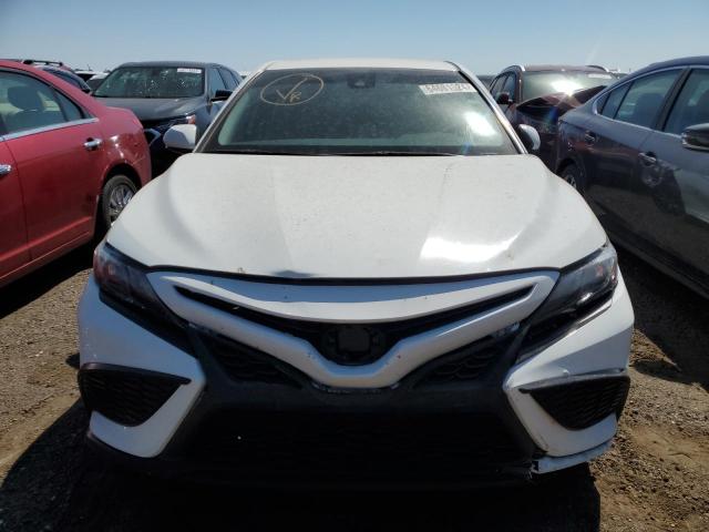 Photo 4 VIN: 4T1G11AK5MU494318 - TOYOTA CAMRY SE 