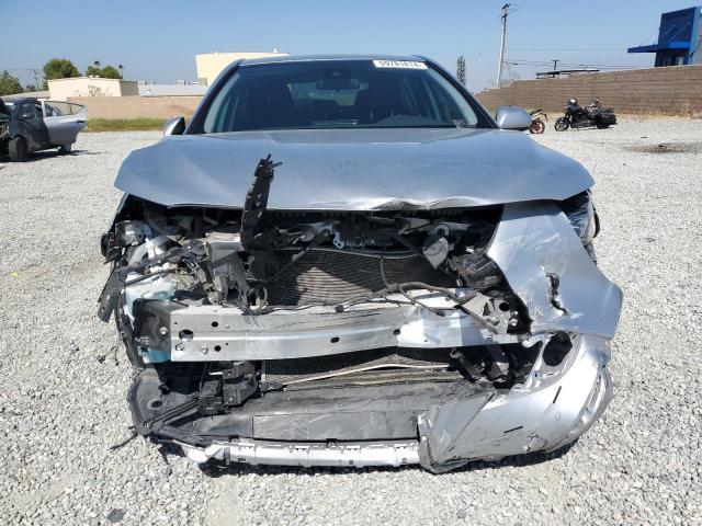 Photo 4 VIN: 4T1G11AK5MU548216 - TOYOTA CAMRY SE 